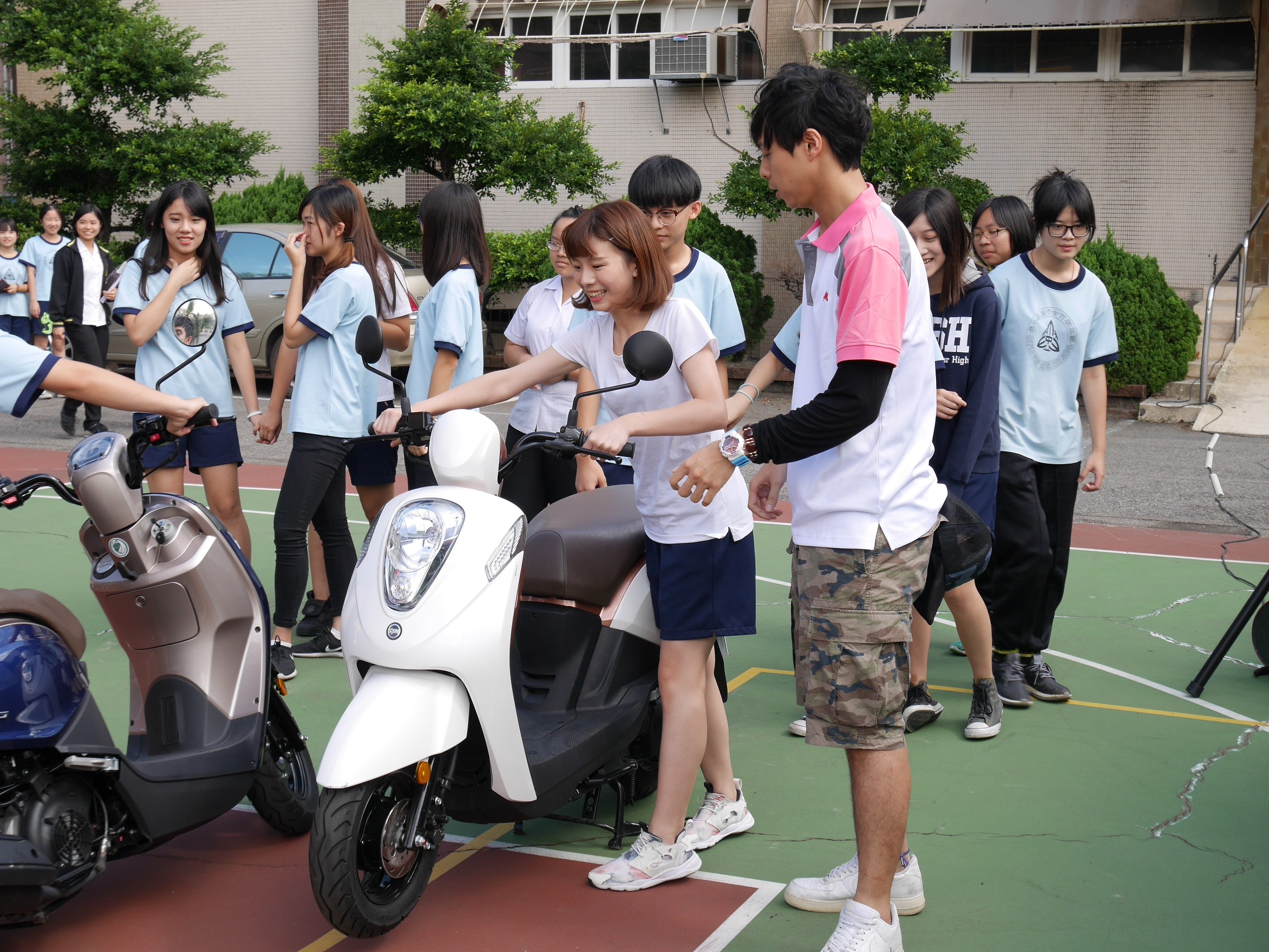 SYM校園機車考照活動(暖男駕訓班-新竹女中)