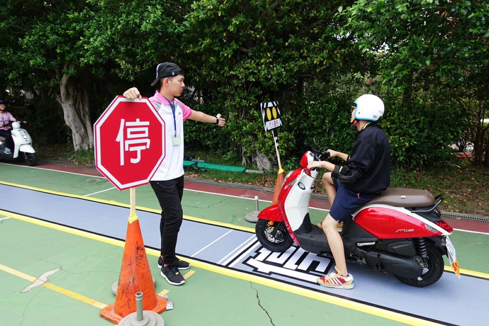 SYM校園機車考照活動(暖男駕訓班-新竹女中)